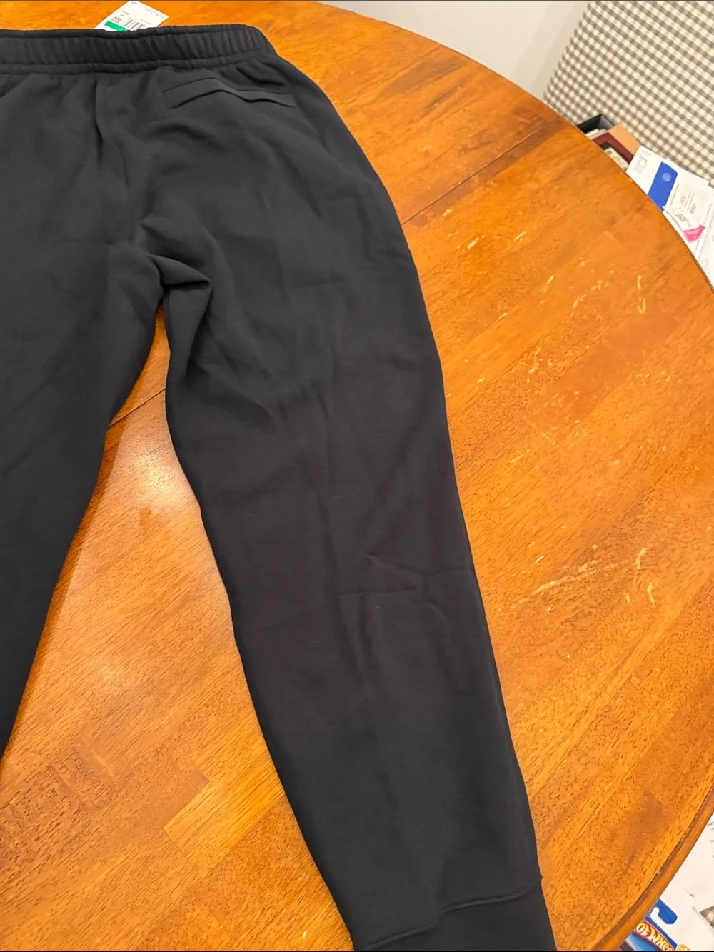 Nike Men Black Jogger Sweatpants with White Swoosh xl